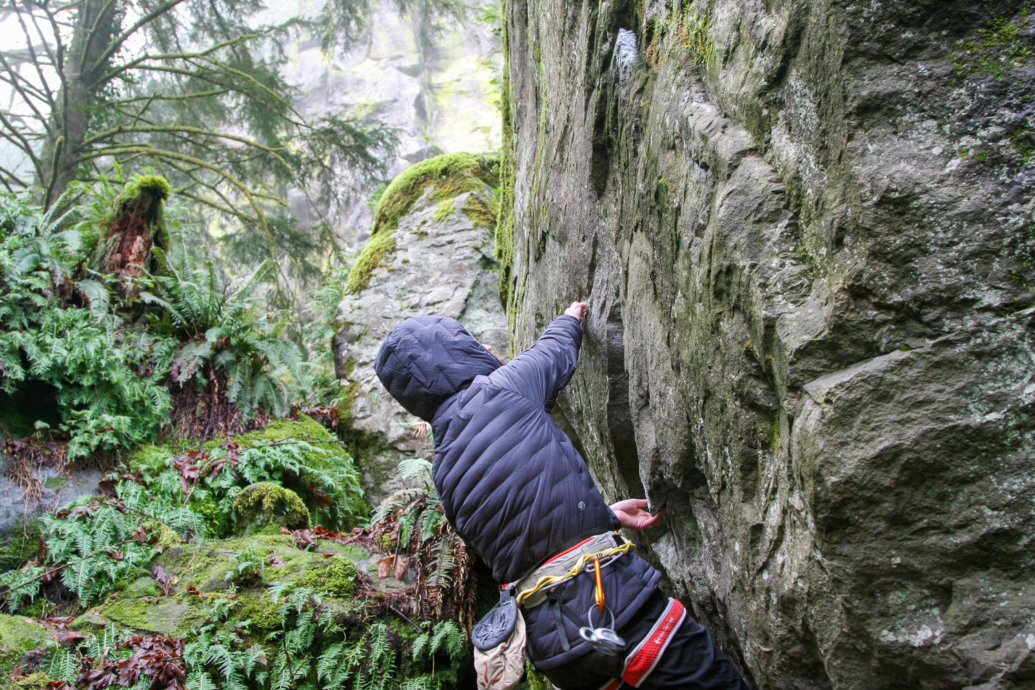 The Mountain Hardwear Super/DS Stretchdown is perfect for activities like rock climbing & bouldering