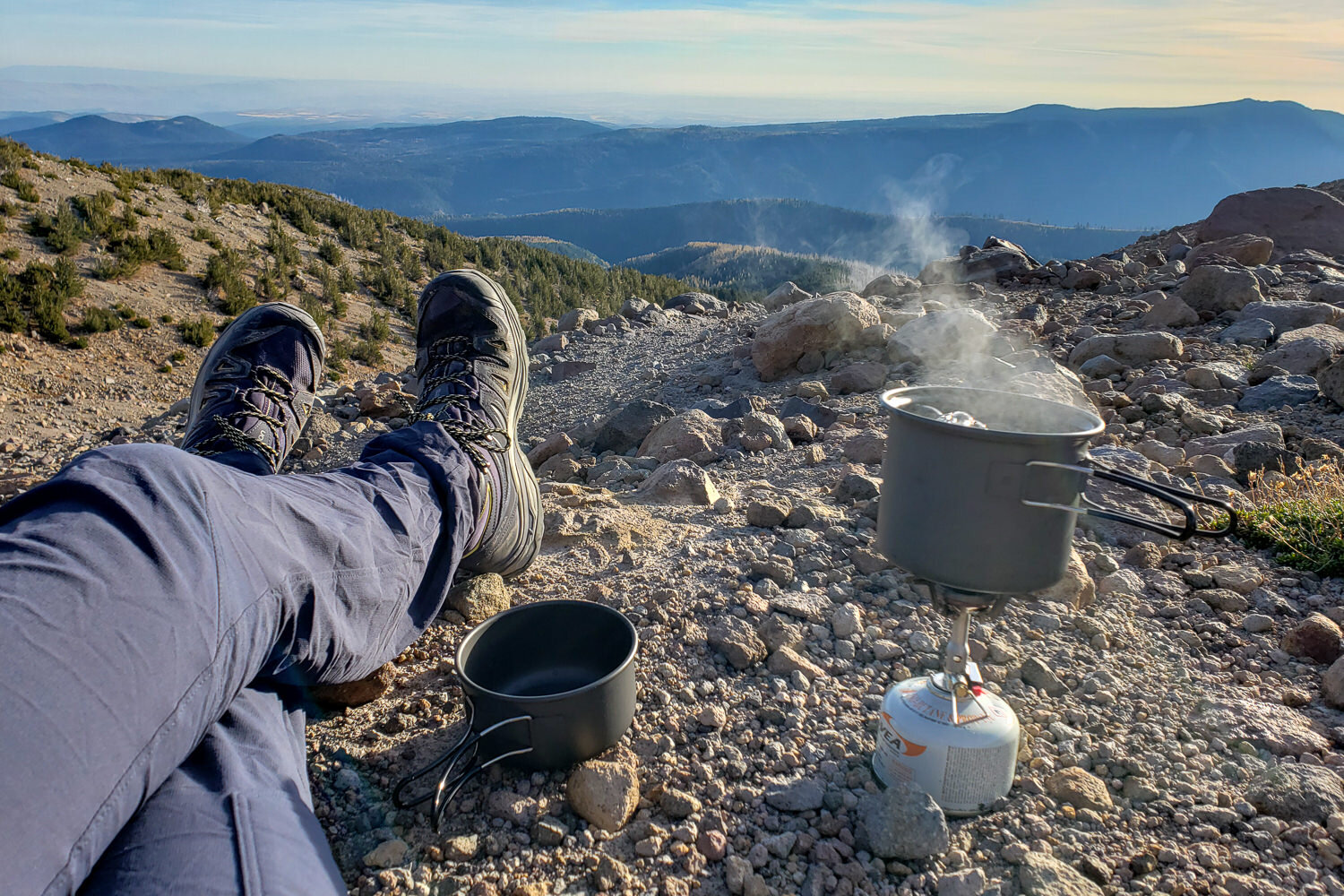 The Soto Amicus Stove Cookset Combo comes with an ultralight stove, a large-capacity pot & a lid that doubles as a cup