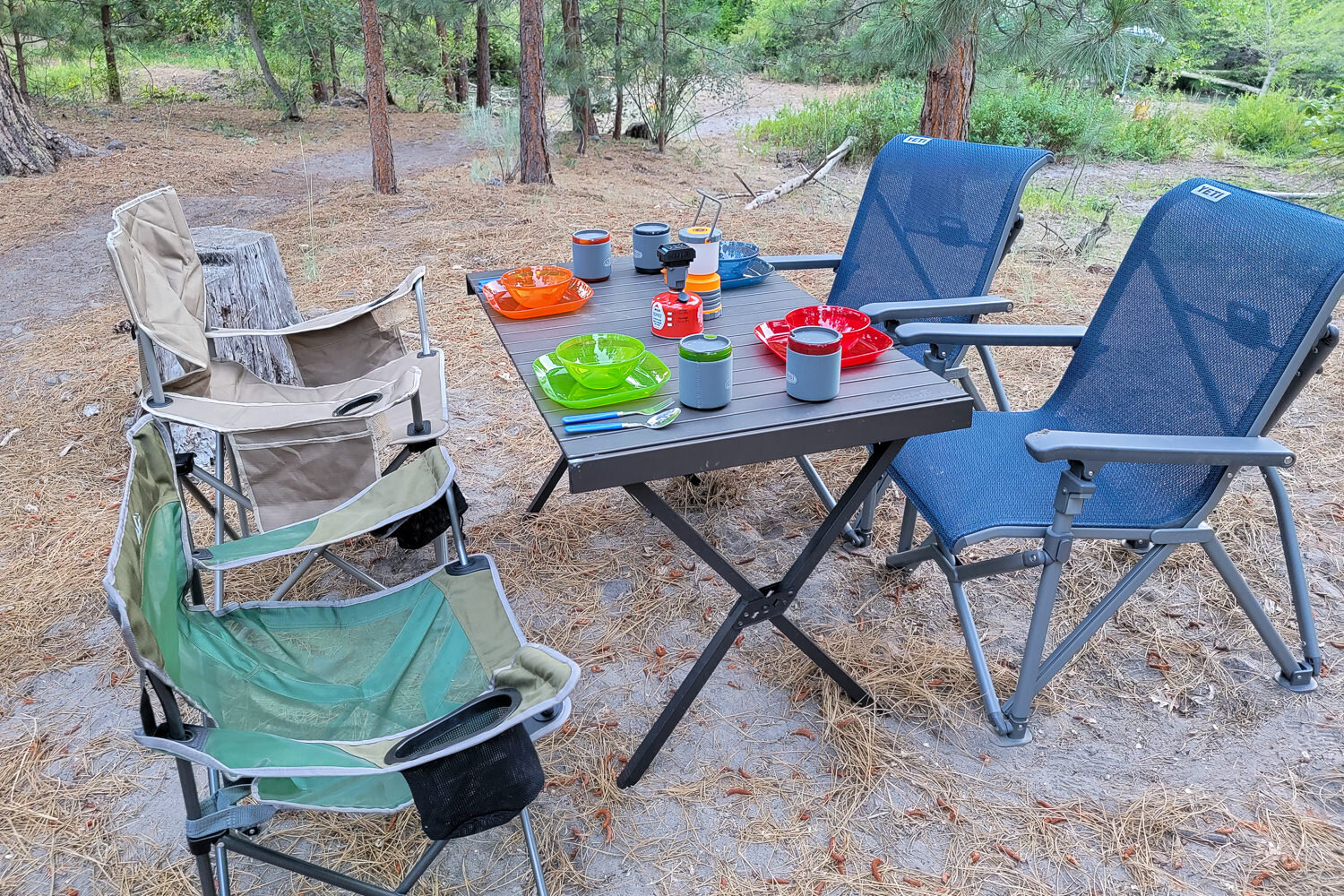 The GSI Outdoor Infinity Deluxe Table Set eliminates the need for single-use dishes & we love that it’s color-coded