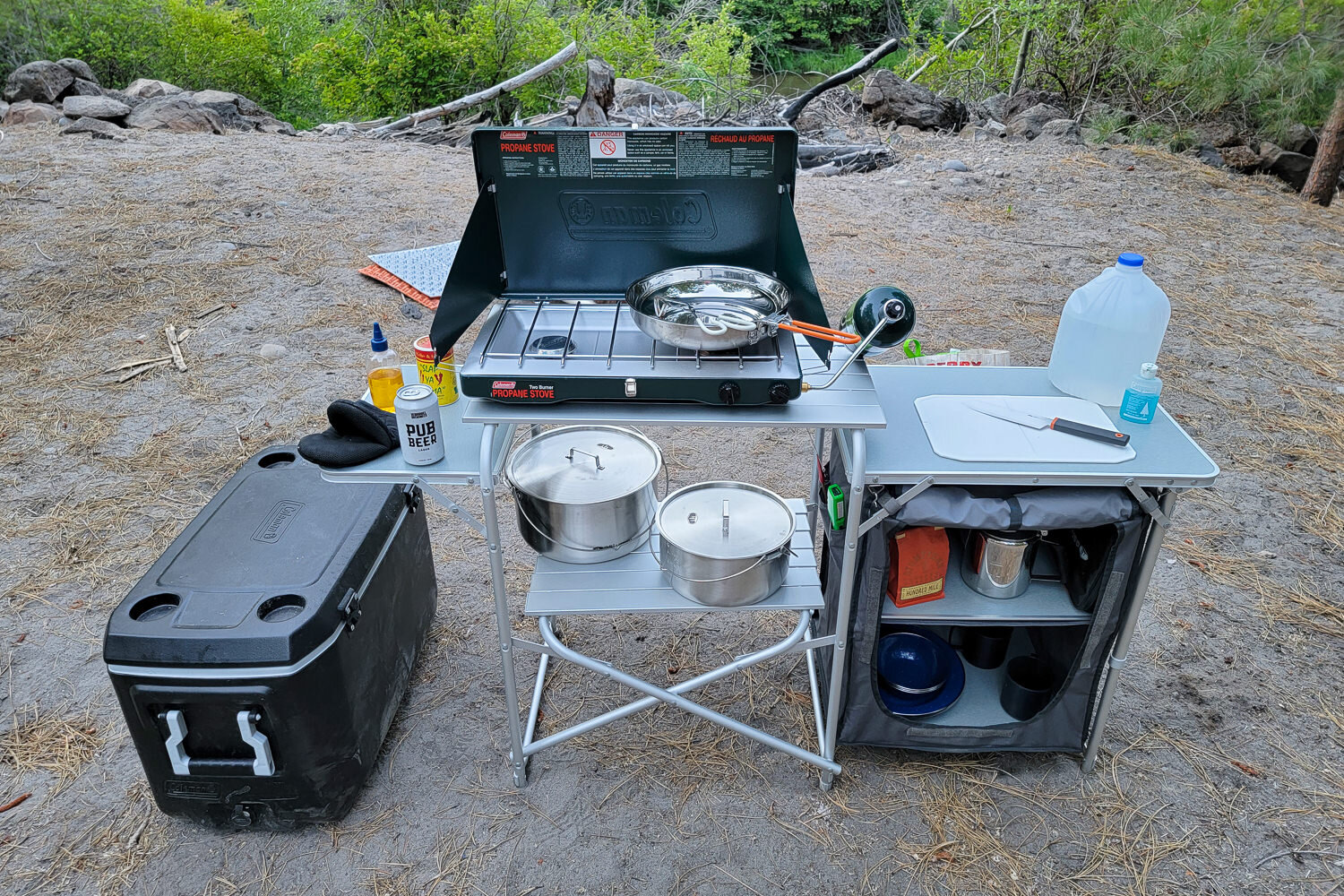 The GSI Outdoor Troop Cookset has a large capacity for cooking & boiling water for hungry groups