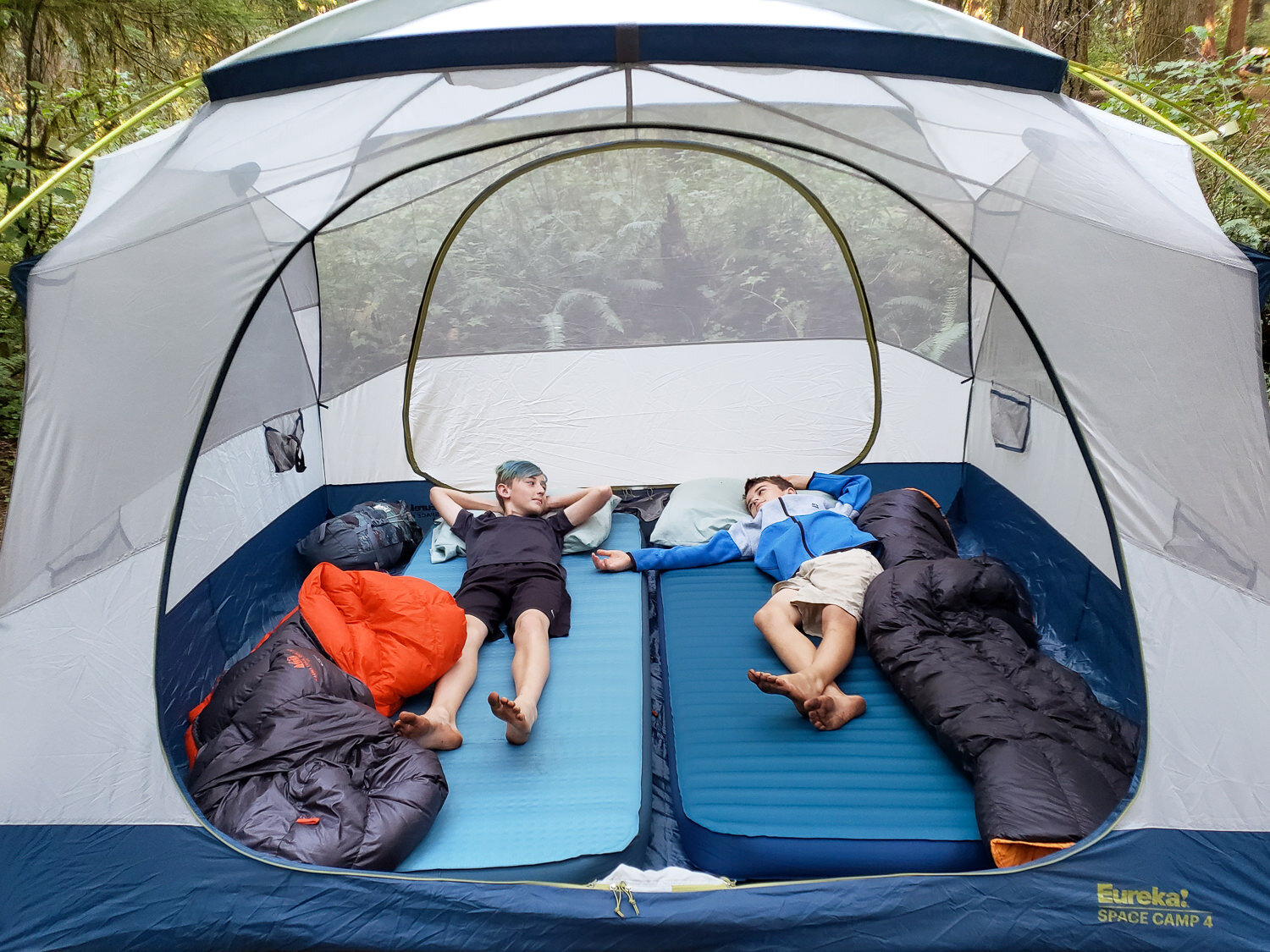 Relaxing on the cushy NEMO Roamer XL-Wide and Therm-a-Rest MondoKing 3D XXLarge Camping Mattresses
